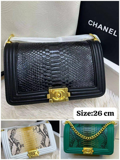 CHANEL ✨
Good quality 💯
Size 26cm
110 dhs✅
With box 📦

Zain70
♥️♥️♥️