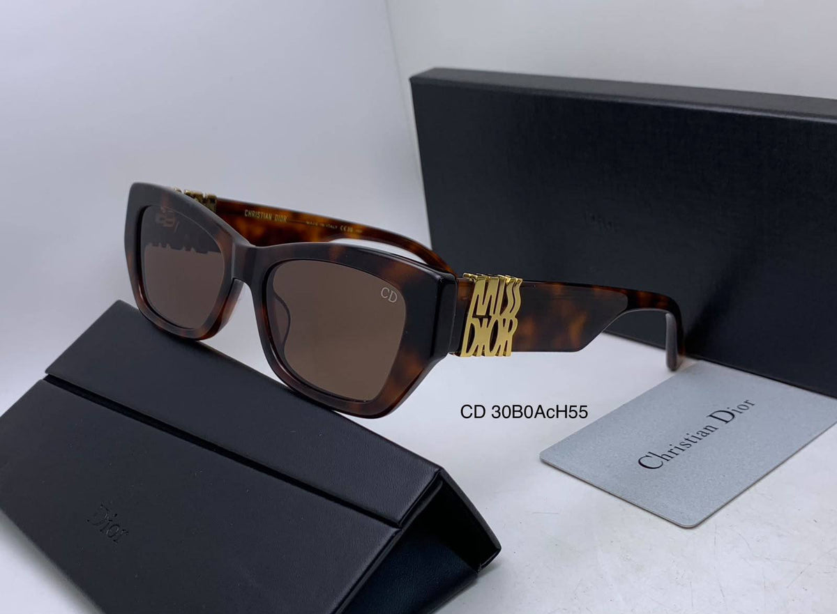Ladies 
super master 
quality 
200 dhs🇦🇪🇦🇪

Zain126
♥️♥️♥️