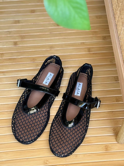 Alaia
𝗦𝗶𝘇𝗲: 𝟯𝟲 𝘁𝗼 𝟰𝟭 
Super Master
450 dhs✅

Zain302
♥️♥️♥️
