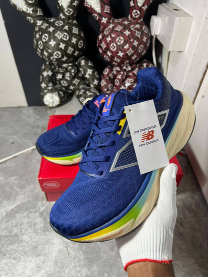 New Balance Fresh Foam X 1080 v14 ‘Blue/White’💙
36-45 AVAILABLE 🤩
220 dhs🪙🌨️

Zain242
♥️♥️♥️