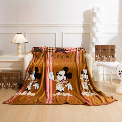 Blanket 

200*230 cm
Double size 

55 dhs💓

with box
🎁🎁🎁

Zain17
♥️♥️♥️