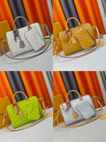 LV
Master🔥🔥
Size 30cm
280 dhs✅

Zain114
♥️♥️♥️