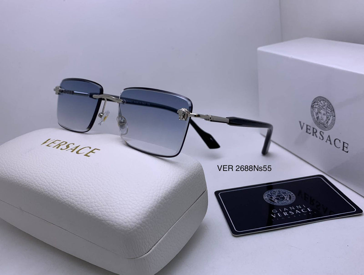 Ladies 

Versace

sunglasses 
70 dhs🇦🇪🇦🇪

Zain126
♥️♥️♥️