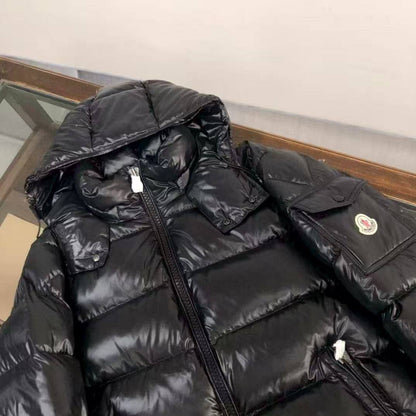 MONCLER

Super Master quality

Sizes:M L XL 2XL 3XL

850 dhs🇦🇪🇦🇪

Zain330
♥️♥️♥️