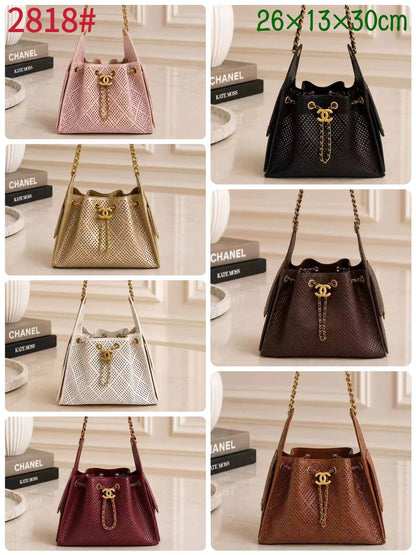 Chanel

High quality 

130 dhs🇦🇪🇦🇪

Zain50
♥️♥️♥️