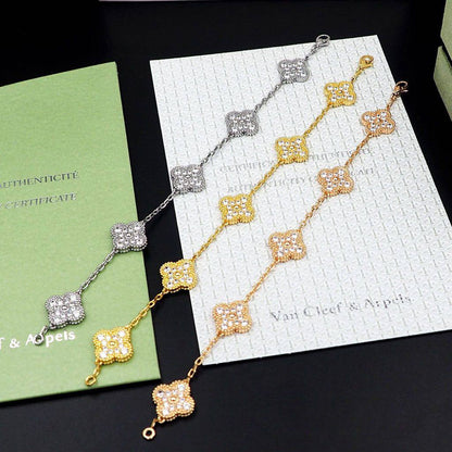 VCA
120 dhs🪙💕 Necklace 
70 dhs🪙💕Bracelet 
Full Stone

Zain89
♥️♥️♥️