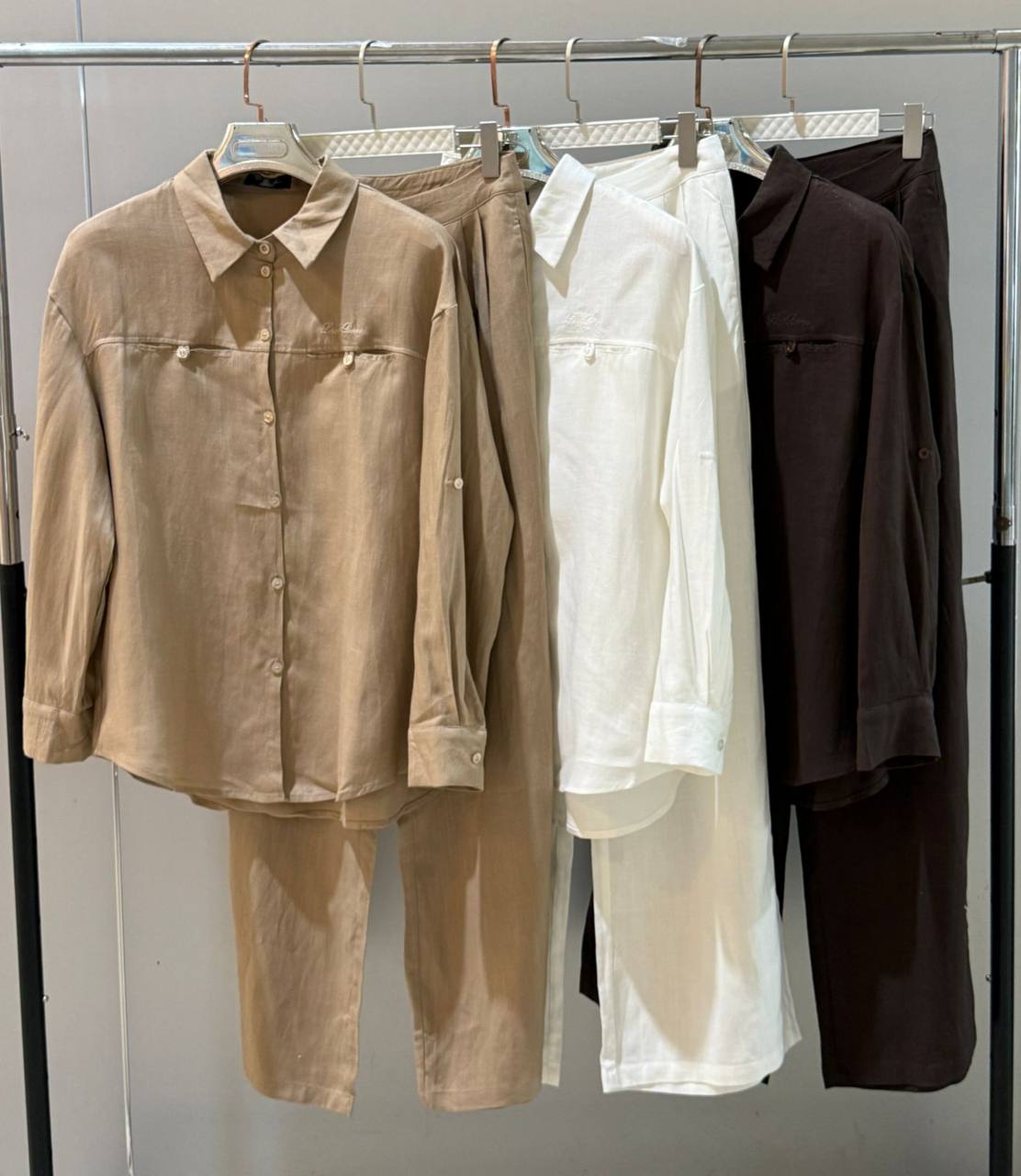 LORO PIANA
*Super Master quality*
*Sizes:S M L XL*

550 dhs✅

Zain308
♥️♥️♥️
