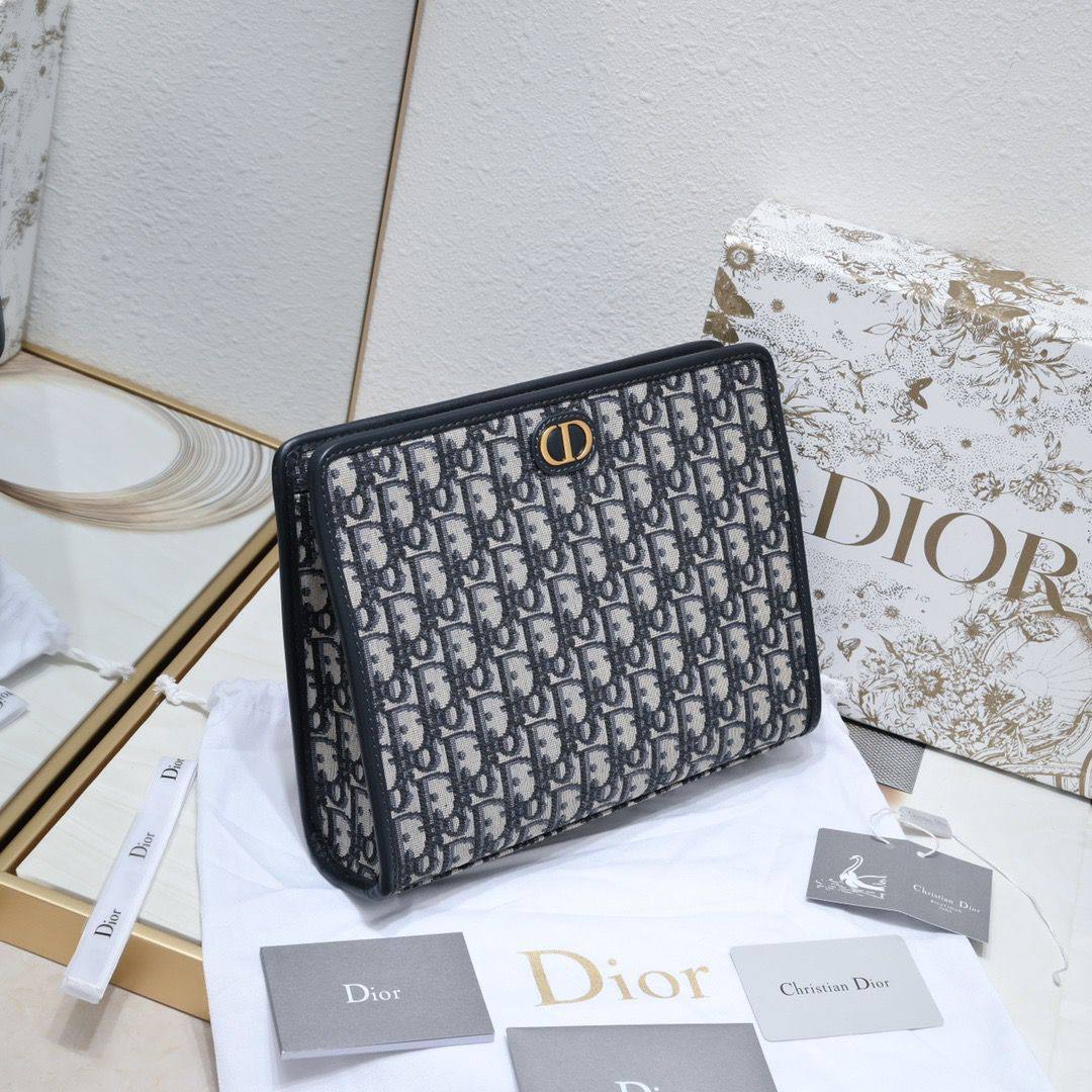 Dior -  Master🌺
For Price 👇 WhatsApp✅
0568585901 
0507557372
0552275751 Owner Zain 👌

Zain111
♥️♥️♥️