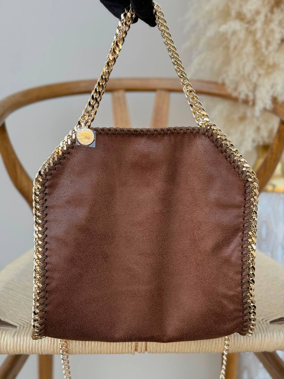 STELLA McCARTENY
25cm
350 dhs🇦🇪🇦🇪
Top quality

Zain167
♥️♥️♥️