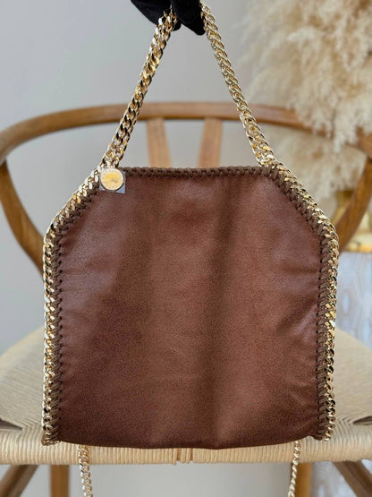 STELLA McCARTENY
25cm
350 dhs🇦🇪🇦🇪
Top quality

Zain167
♥️♥️♥️