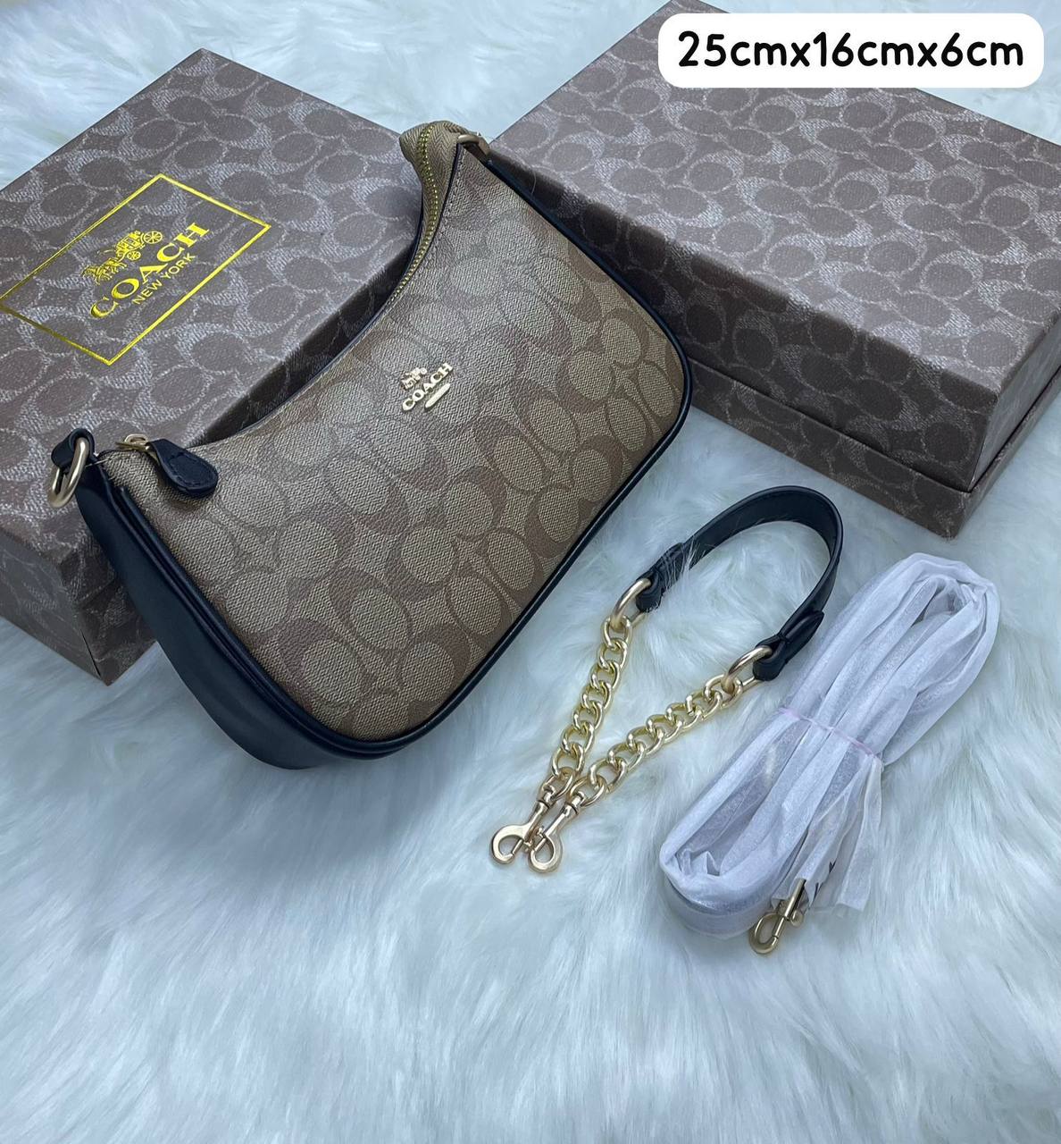 Coach
with box🎁🎁🎁

95 dhs✅

Zain72
♥️♥️♥️