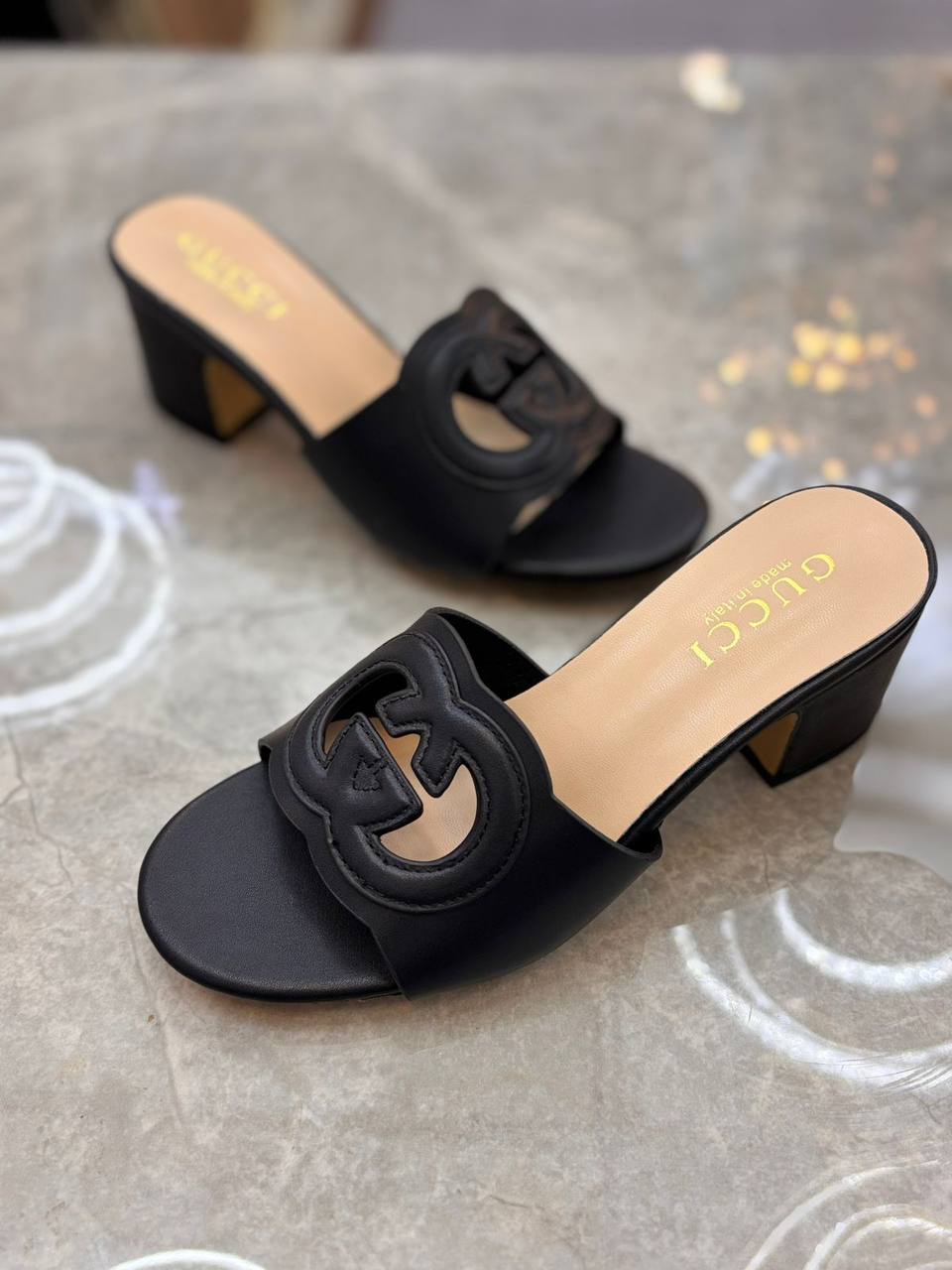 Gucci 
120 dhs✅
Size 36-42

Zain55
♥️♥️♥️
