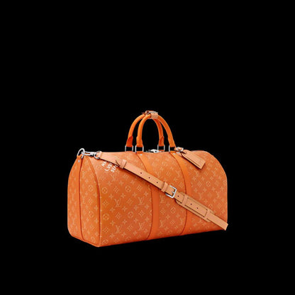 *NEW COLLECTION❗*
*BRAND- LOUIS VUITTON ❗*
*DUFFLE BAG❗*
*SUPER MASTER QUALITY ❗*
*WITH BAG❗*
For Price 👇 WTSP Text Zain 0568585901

Zain267
♥️♥️♥️