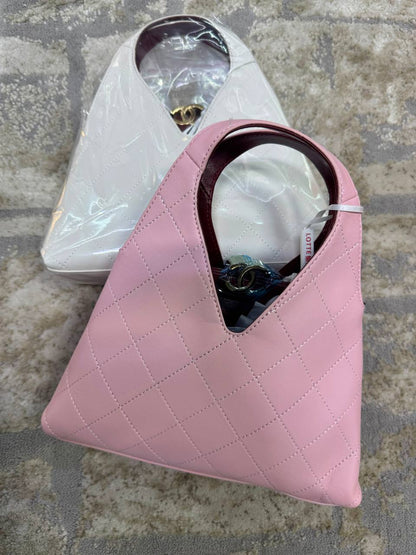 Chanel
Master❣️❣️
320 dhs🇦🇪🇦🇪

Zain141
♥️♥️♥️