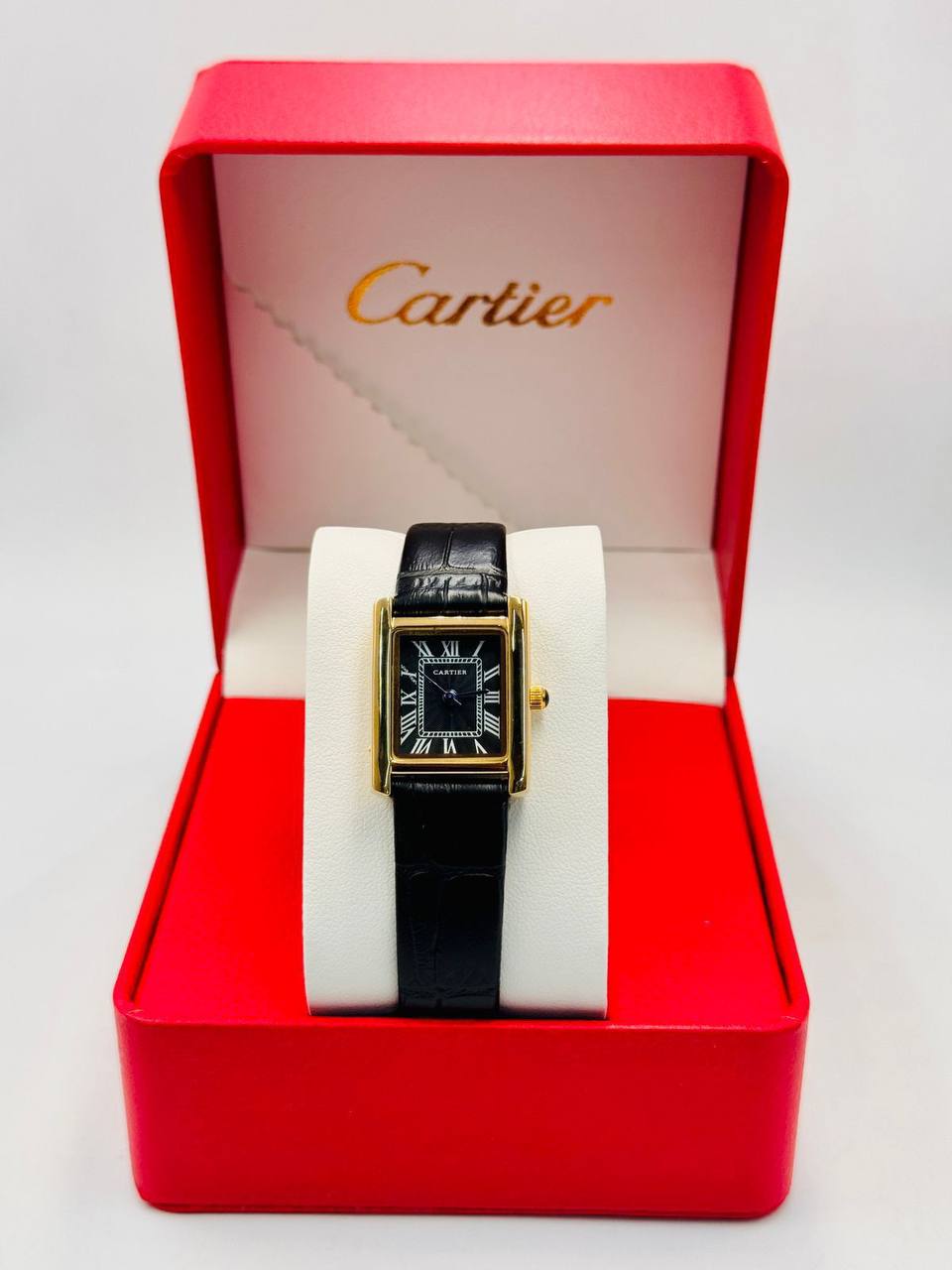 Cartier ladies 
offer price 
40 dhs💓

Zain08
♥️♥️♥️