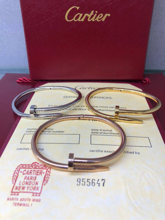 Cartier bangle

55 dhs 

Zain122
♥️♥️♥️