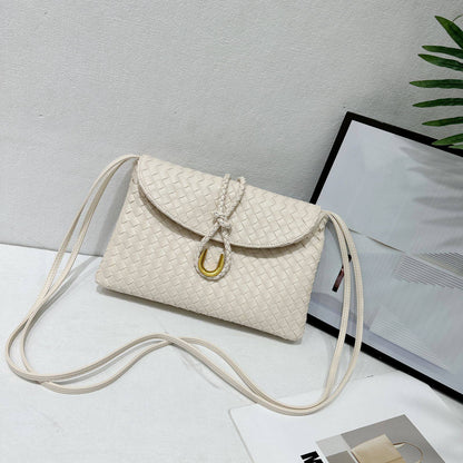 Bottega

with box
🎁🎁🎁

95 dhs🪙🌨️

Zain38
♥️♥️♥️