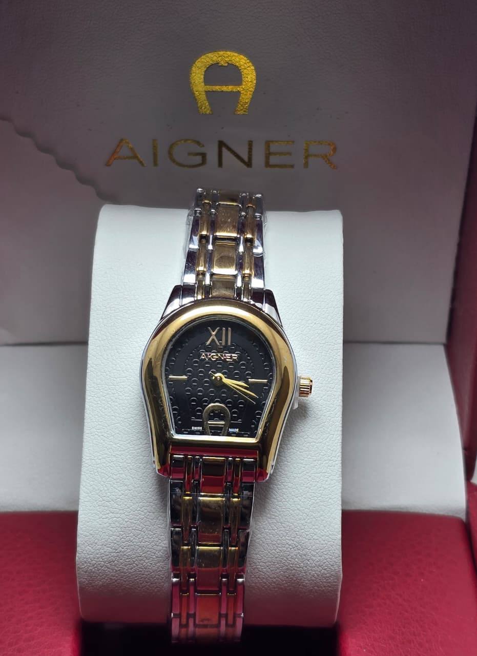 Aigner Ladies
55 dhs🪙💚

Zain29
♥️♥️♥️