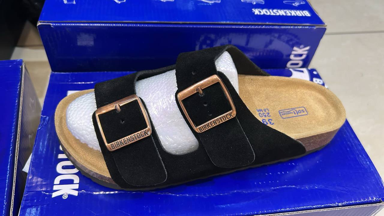 BK

Size 36 to 41

110 dhs💓

Zain146
♥️♥️♥️