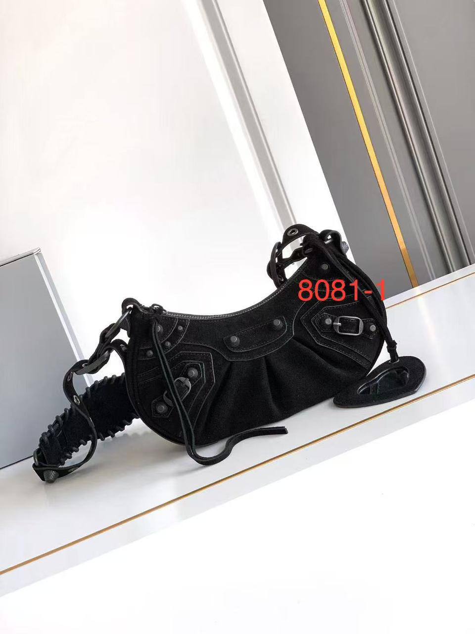 Balenciaga
Master
350 dhs🪙🌨️

Zain153
♥️♥️♥️