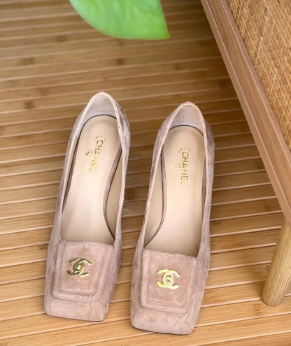 Chanel
Super Master
𝗦𝗶𝘇𝗲 𝟯𝟲 𝘁𝗼 𝟰𝟭 
450 dhs✅

Zain302
♥️♥️♥️