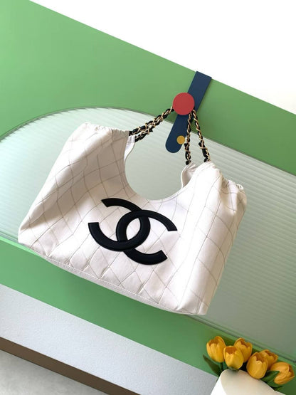 CHANEL

SUPER MASTER QUALITY 
For Price 👇 WhatsApp✅
0568585901 
0507557372
0552275751 Owner Zain 👌

Zain307
♥️♥️♥️