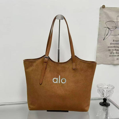 Alo
70 dhs💓
size 40cm

Zain26
♥️♥️♥️
