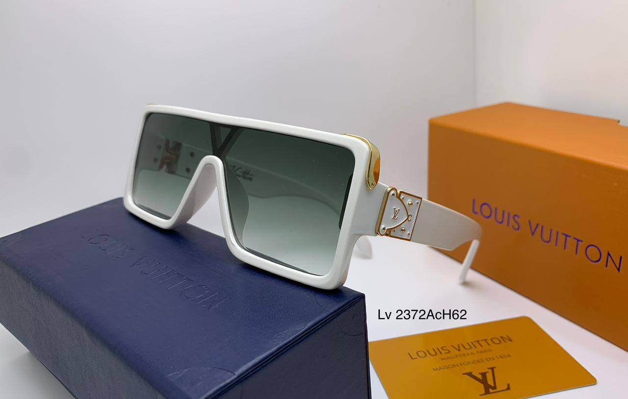 LV
Men’s master quality 
180 dhs❣️

Zain126
♥️♥️♥️