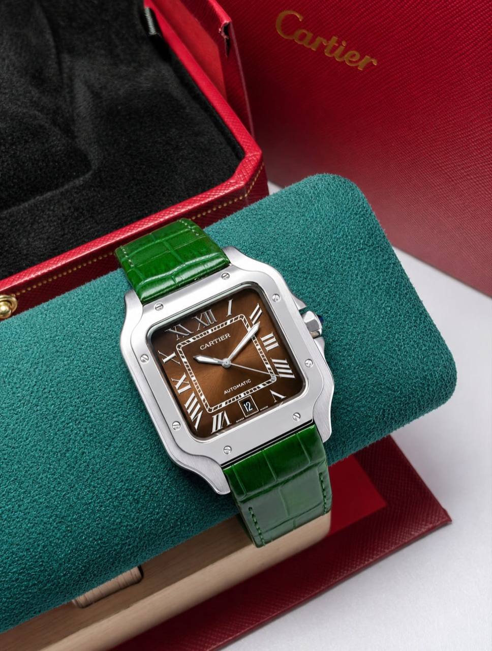 Cartier watch for men good quality 
automatic 
240 dhs✅

Zain59
♥️♥️♥️