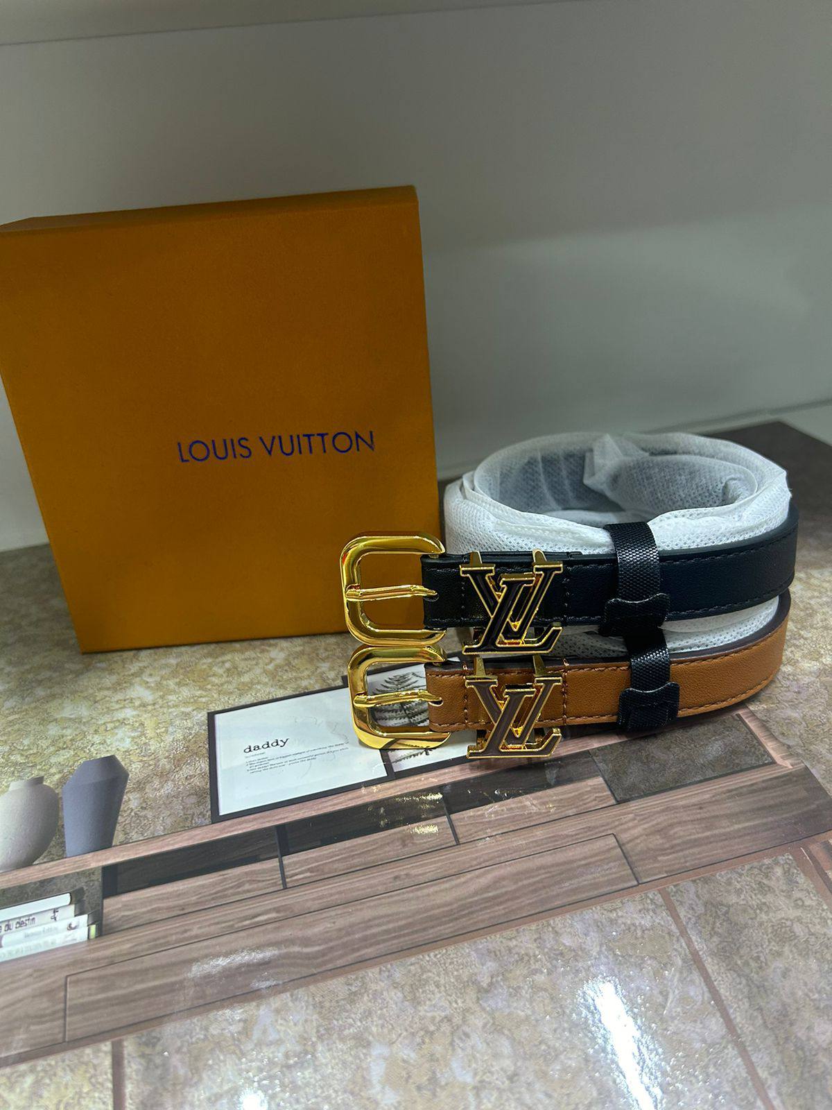 Belts
Leather
60 dhs🪙🌨️

Zain190
♥️♥️♥️