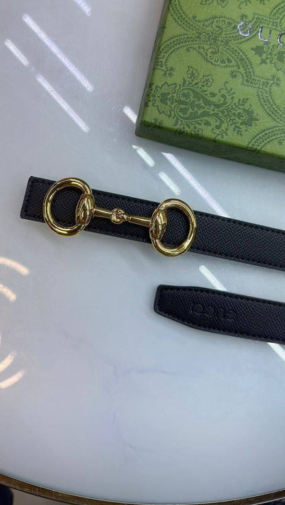 BELT 

50 dhs🪙💕

with box
🎁🎁🎁

Zain90
♥️♥️♥️