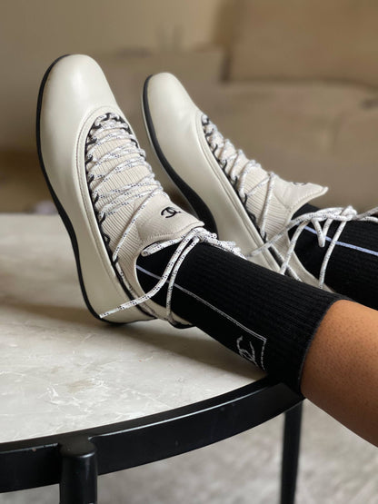 Chanel 

Vip quality 

Size:36 to 42
530 dhs🇦🇪🇦🇪

Zain113
♥️♥️♥️