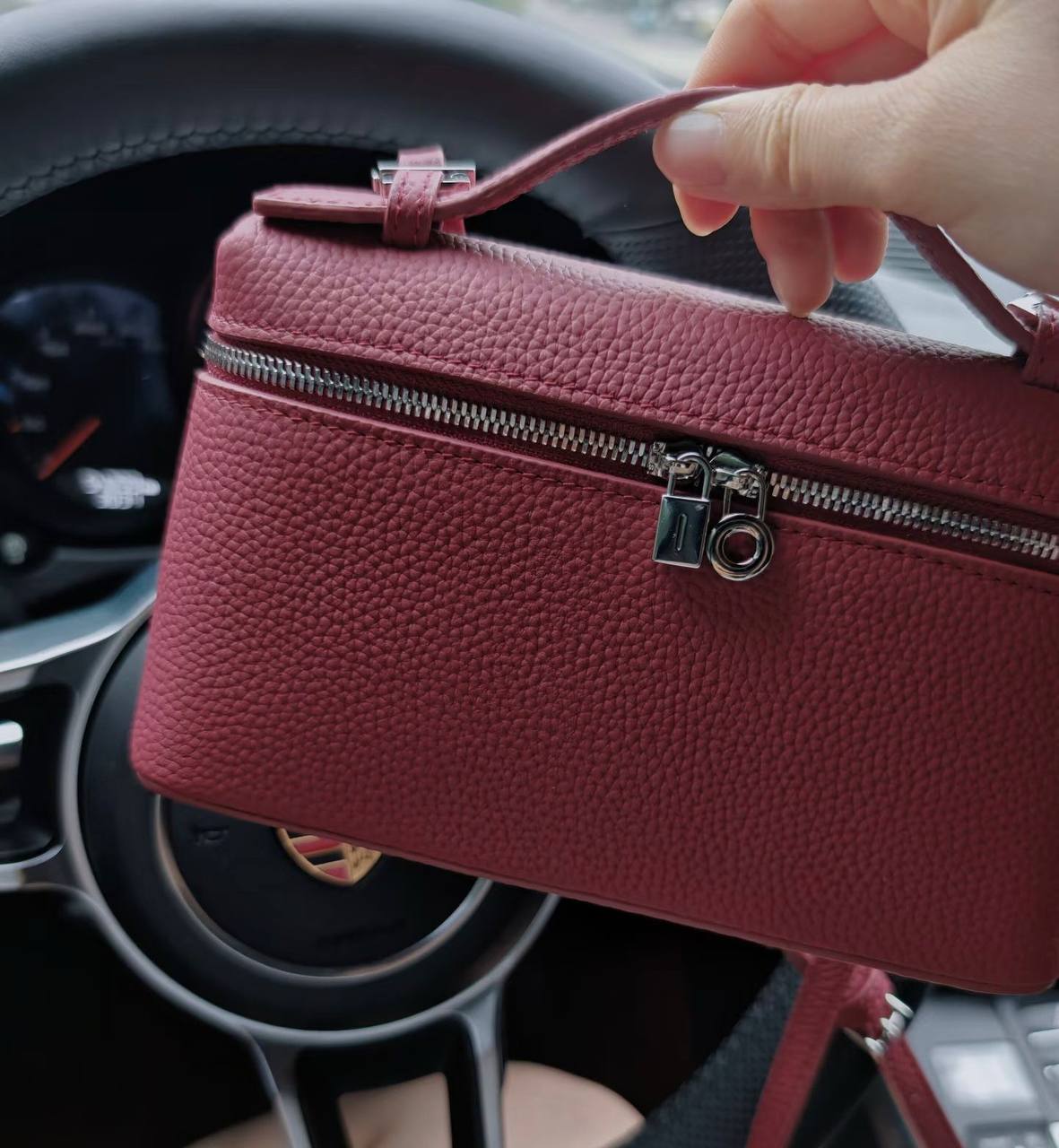 Loro Piana 
Master++++
For Price 👇 WTSP Text Zain 0568585901

Zain192
♥️♥️♥️