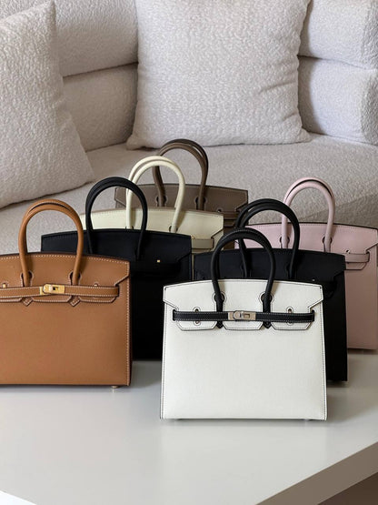 Hermes birkin epsom 25cm💕master quality😍

with box❤️
🎁🎁🎁

440 dhs🪙💚

Zain52
♥️♥️♥️