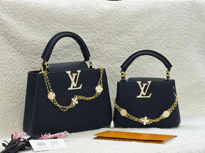 LV 
Master🌺🌺
    27cm 320 dhs✅
    21cm 300 dhs✅
💼 Good Quality 💼

Zain131
♥️♥️♥️
