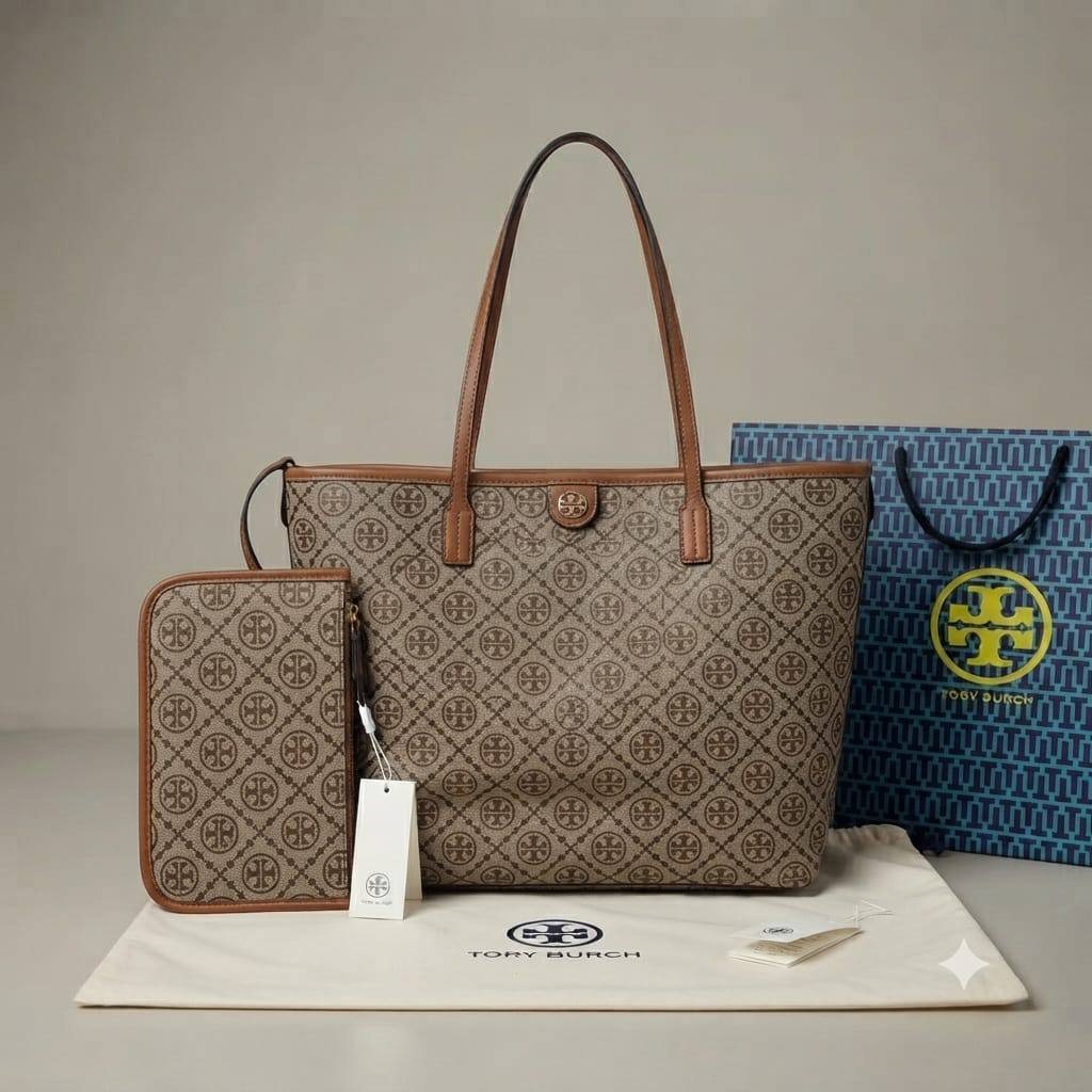 TORY BURCH
Totebag with Wrislet Zip
Canvas Material
Gold Logo And zip Hardware
Size :33 cm
Without BOX

110 dhs🇦🇪🇦🇪

Zain239
♥️♥️♥️