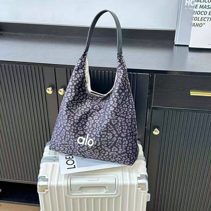 ALO
good quality 
70 dhs✅

Zain278
♥️♥️♥️