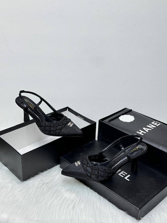 CHANEL 
SIZE 36-41
115 dhs✅

Zain21
♥️♥️♥️