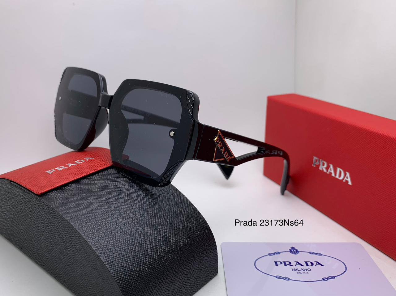 Prada
70 dhs🪙🌨️

Zain126
♥️♥️♥️