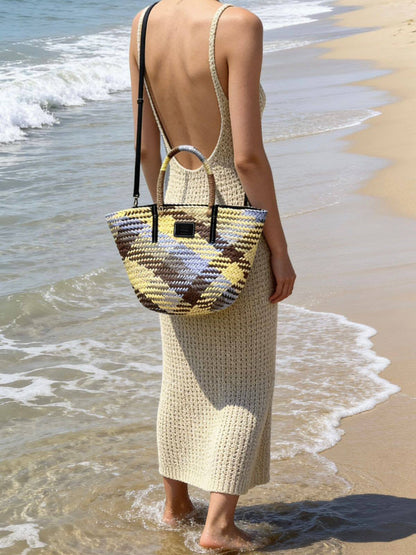 LOEWE 
BEACH BAG 
 GOOD QUALITY
110 dhs✅

Zain39
❣️❣️❣️