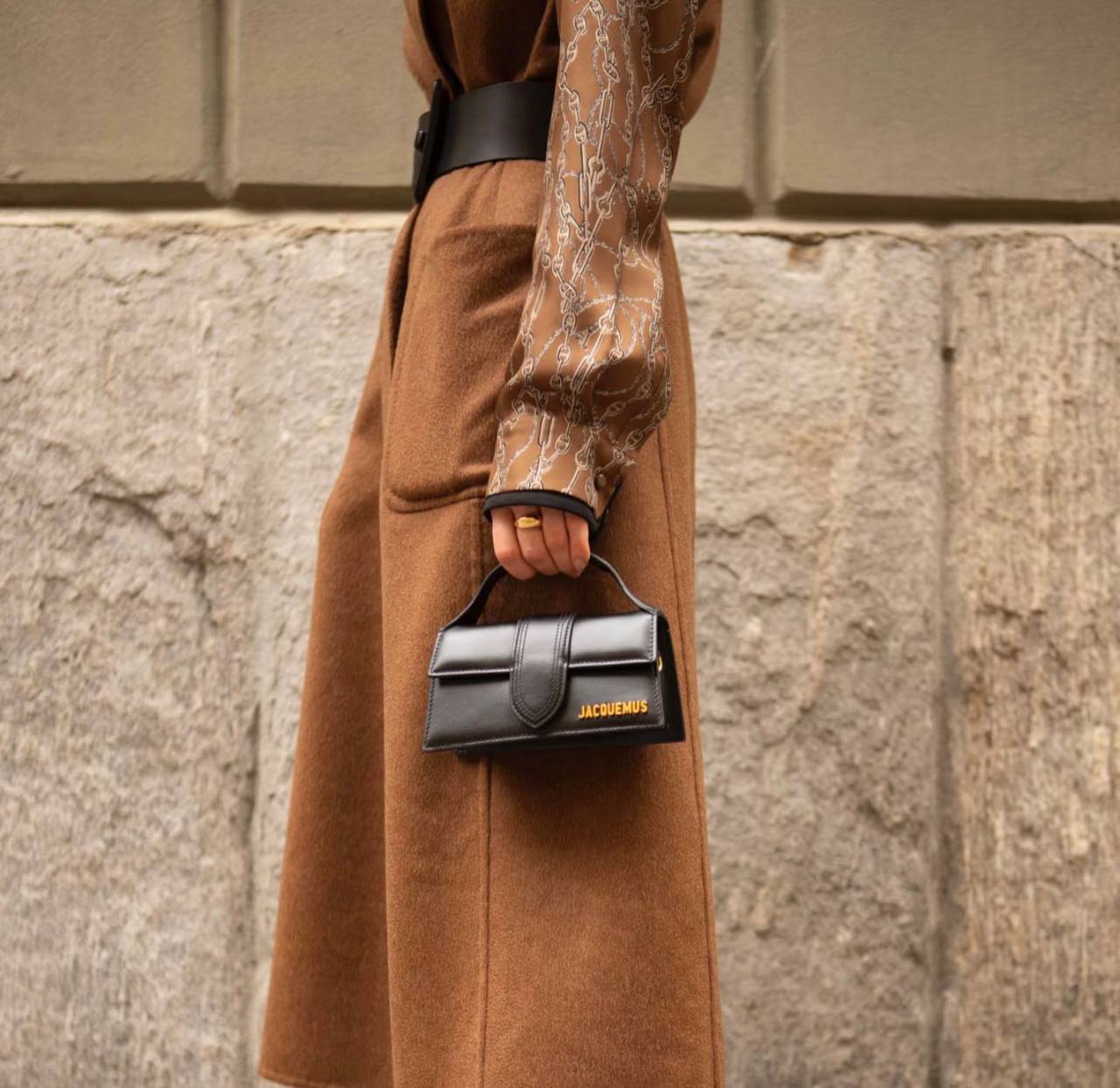 JACQUEMUS 

COPY ONE 

RESTOCK 

WITH BOX 

SMALL SIZE 190 DHS......
(Leather )

Zain295
♥️♥️♥️