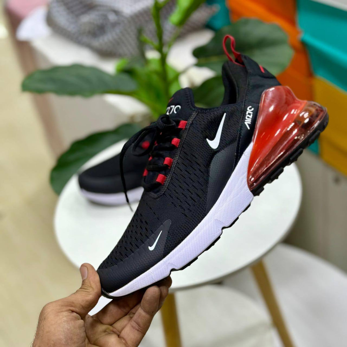 Airmax 270
95 dhs🇦🇪🇦🇪

Zain27
♥️♥️♥️