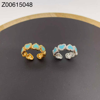 Ring 😍
Available size👇
7,8,9
good quality 💯
With brand boxes 🗃️ 
And paper bag 🛍️
35 dhs✅

Zain216
♥️♥️♥️