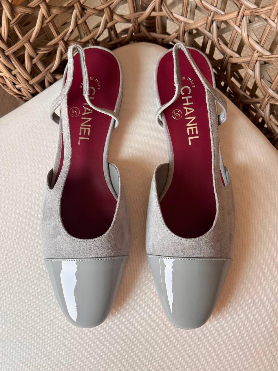 CHANEL
✨ Collection
👠 36–41
💎 Premium Quality
🔥 Super Master
450 dhs🇦🇪🇦🇪

Zain198
♥️♥️♥️