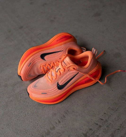 Nike Vomero Plus
Orange Pulse，
size 36-45 ，
250 dhs✅

Zain18
♥️♥️♥️