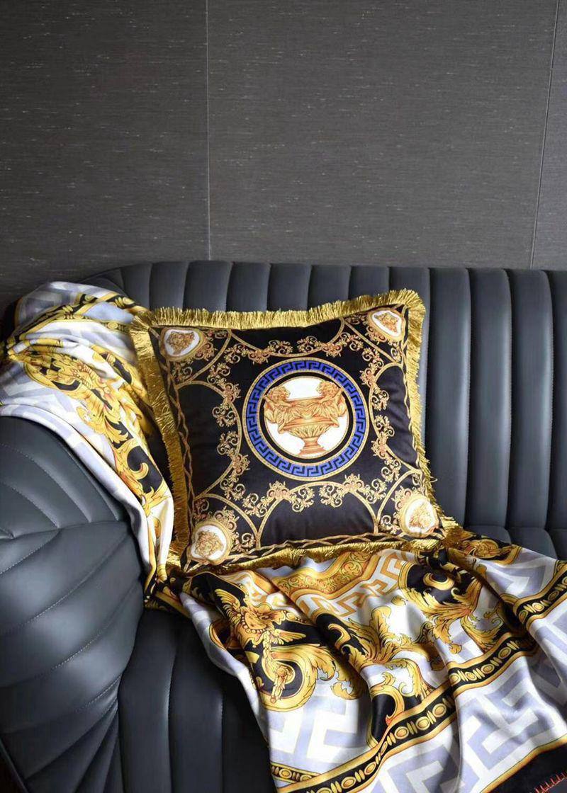 Master  
Pillowcases 
Size 45*45 
50 dhs🇦🇪🇦🇪

Zain99
♥️♥️♥️
