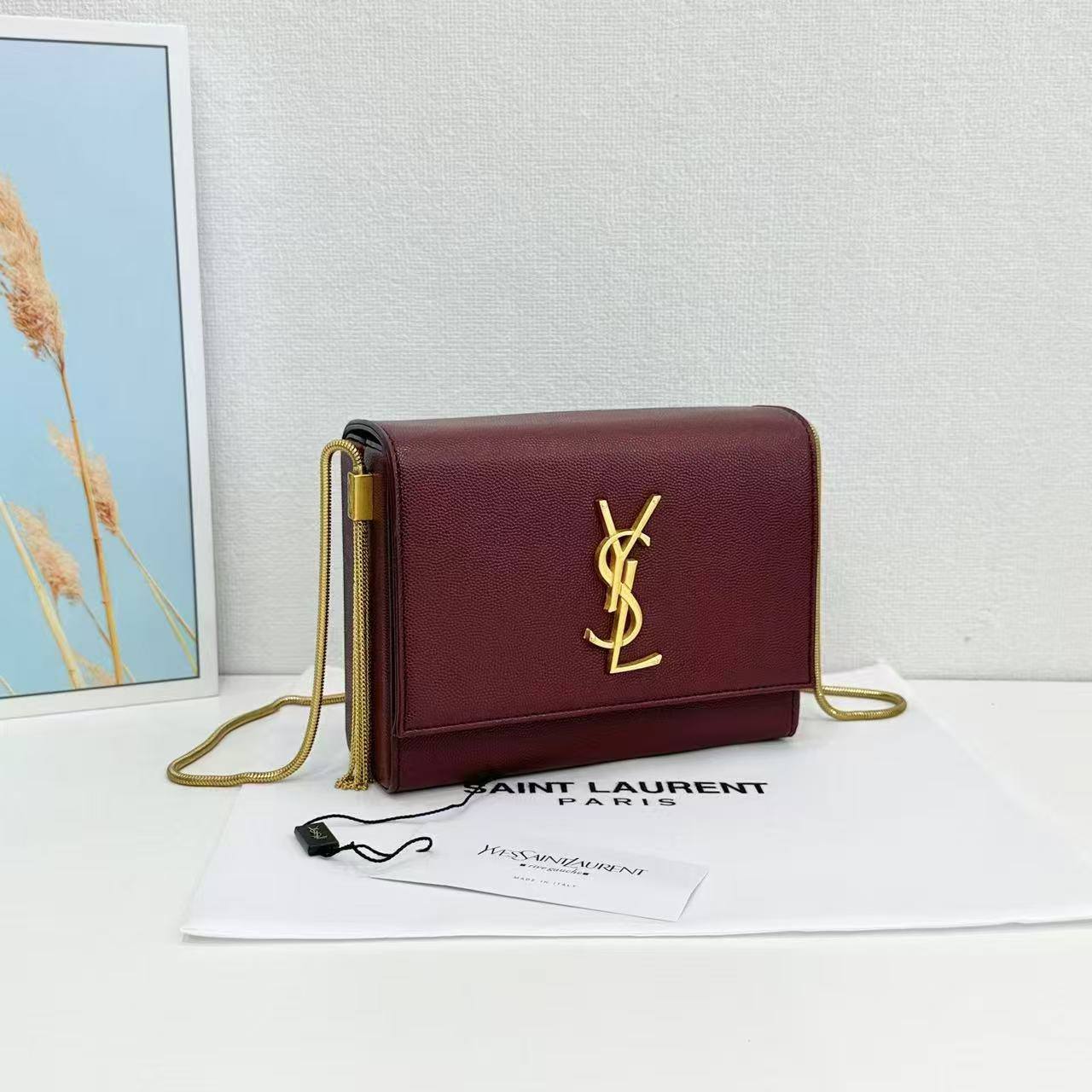 YSL
115 dhs✅

with box
🎁🎁🎁

Zain235
♥️♥️♥️
