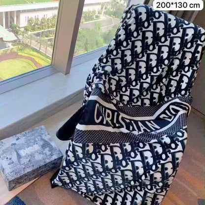 🏡 Air conditioning blanket
Good quality + 🎁
Size : 130 * 200 cm
75 dhs✅
with box 🎁

Zain115
♥️♥️♥️