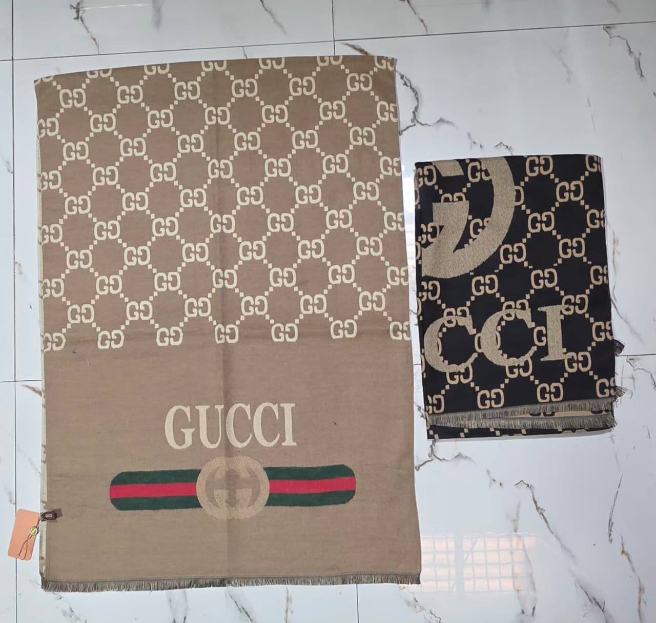 Scarf
40 dhs✅

Zain232
♥️♥️♥️