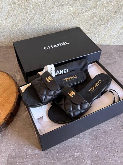 CHANEL 💫😍
SuperMaster Quality 💯
450 dhs✅
Size: 36-41 💥

Zain171
♥️♥️♥️
